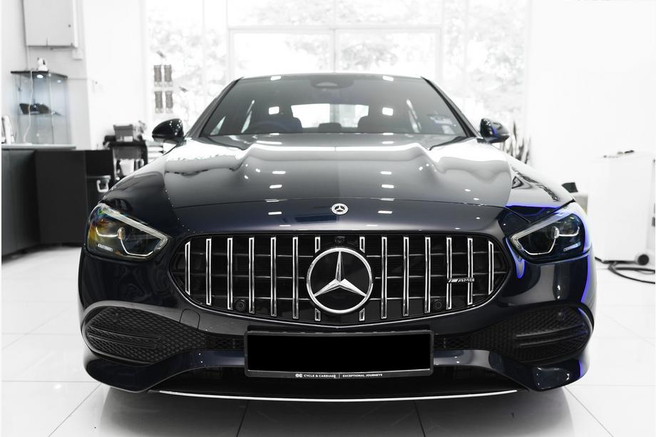 Mercedes C-sarja W206 2022– Etusäleikkö GT Panamericana (Base-malliin) Image