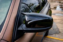 BMW X5 E70 2007–2013 Peilinkuoret M-Look (kiinnitysklipsit, 2 kpl) kuva 1