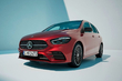 Mercedes-Benz B-Class (W247): Päivitetty premium-luokan kompaktitila-auto kuva 1