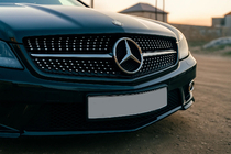 Mercedes SL R230 2001–2011 Etusäleikkö Diamond Black (2008-2011) kuva 1