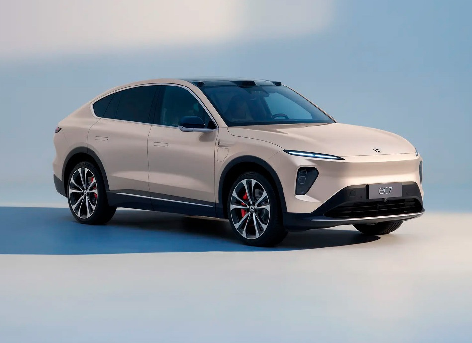 NIO EC7 -koeajo: sähköinen coupe-crossover ennätysaerodynamiikalla