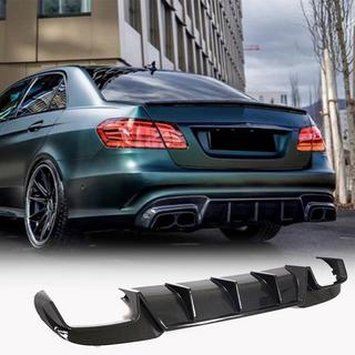 Takapuskurin diffuusori V1 (E63 AMG 2013-2016, hiilikuitu) kuva 2