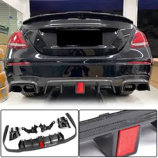 Takapuskurin diffuusori pakoputkenpäillä V2 (AMG/AMG-Line 2016-2019, hiilikuitu) kuva 2