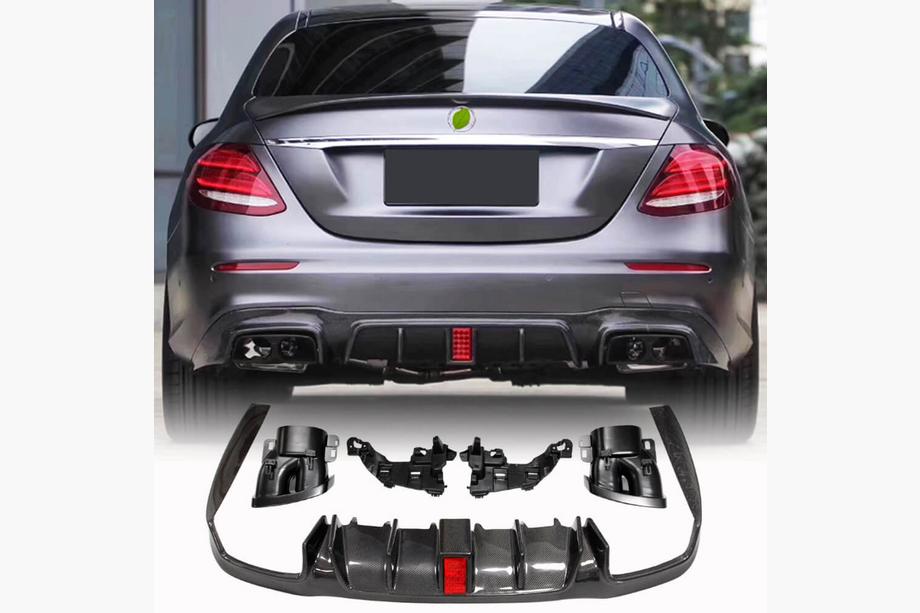 Mercedes E-class W213 2016–2023 Takapuskurin diffuusori pakoputkenpäillä V2 (AMG/AMG-Line 2016-2019, hiilikuitu) Kuva 1