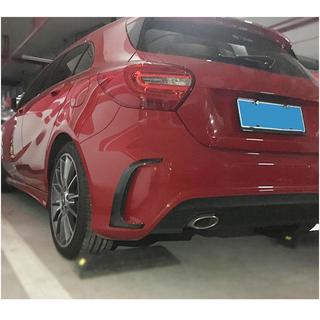 Hiilikuituiset takapuskurin listat (A45 AMG HB 2013-2015) kuva 2