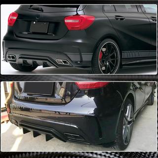Takapuskurin läpät Flap (AMG-Line / A45 AMG HB, hiilikuitu) kuva 3