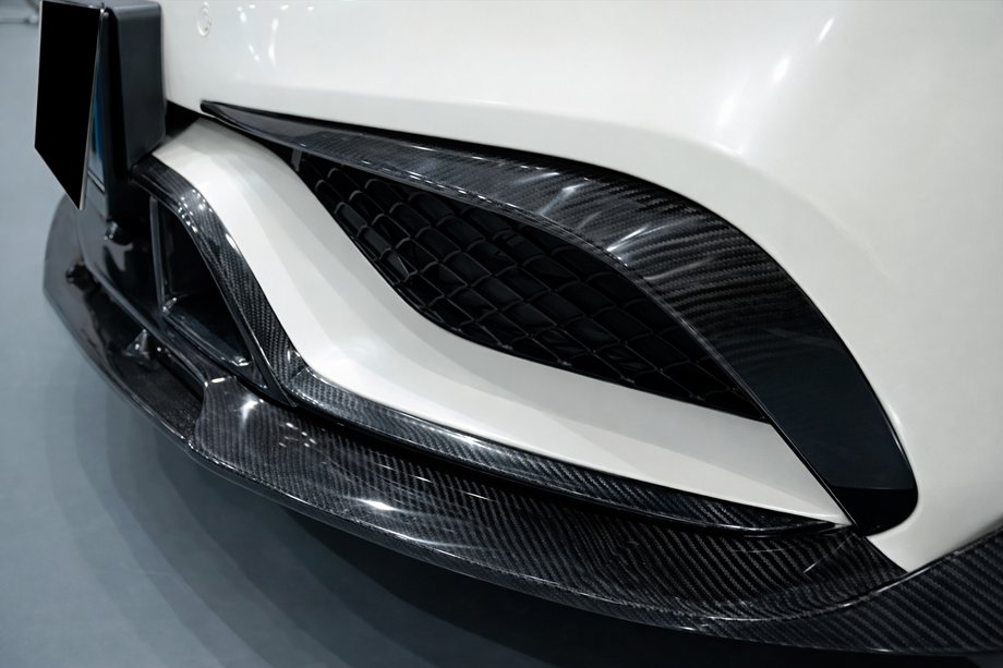 Mercedes CLS C218 2011–2018 Etupuskurin lip spoiler Lip V2 (CLS63 AMG SD 2015-2018, hiilikuitu) Kuva 6