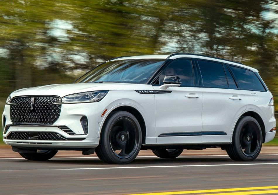 Lincoln Aviator 2025 -koeajo: Päivitetty näkemys ylellisyydestä