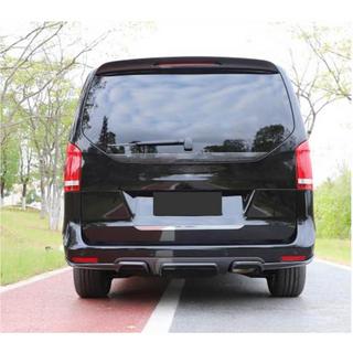 Takapuskurin diffuusori V3 (V-Class 2014-2019, hiilikuitu) kuva 3