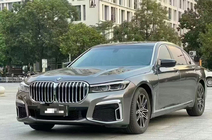 BMW 7-sarja F01/F02 2008–2015 Facelift-sarja G12 M760:een (ilman takaluukun ja takalokasuojien vaihtoa) kuva 2