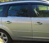 Ford Focus II 2008–2011 Ovenkahvan aluslistat (4 kpl, muovi) kuva 3