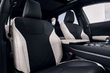 Lexus NX II: Premium-crossoverin koeajo kuva 6