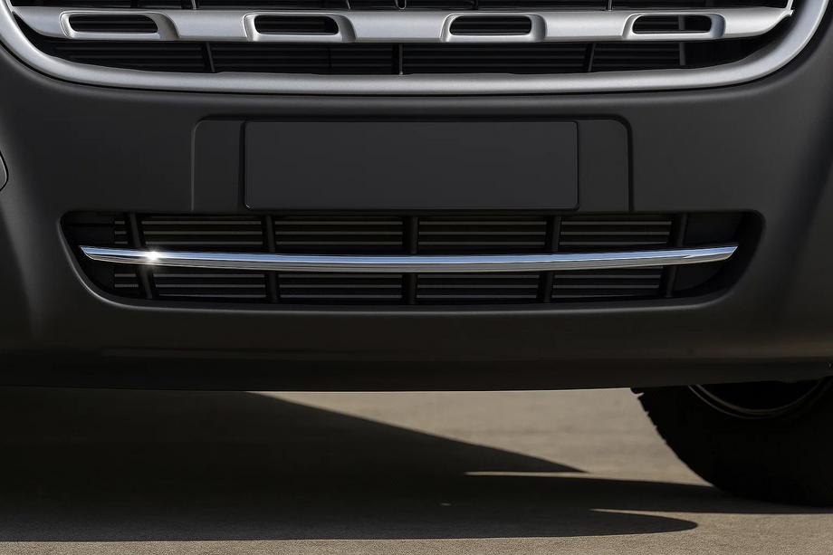 Nissan NV400 2010–2024 Puskurin suojalista (ruostumaton teräs) Image