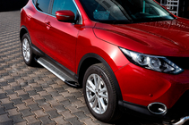 Nissan Qashqai 2014–2021 Line-sivuporrassarja (2 kpl, alumiini) kuva 1