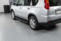 Nissan X-trail T31 2007–2014 Allmond Black sivuportaat (2 kpl, alumiini) kuva 1