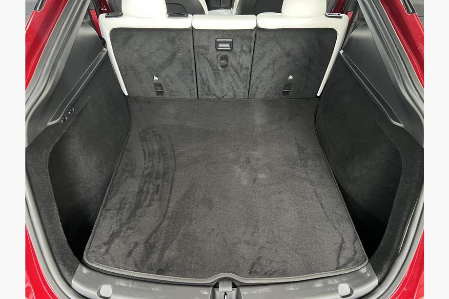 Tesla Model Y 2020– Tekstiilinen tavaratilan matto Classic (2020-2024, Musta) Image
