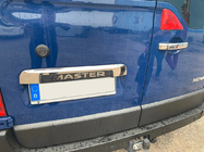 Renault Master 2011–2023 Rekisterikilven ylälista (ruostumaton teräs) kuva 1