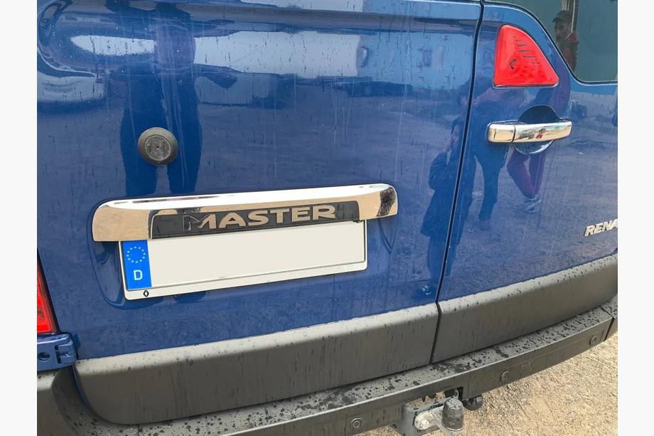 Renault Master 2011–2023 Rekisterikilven ylälista (ruostumaton teräs) Image