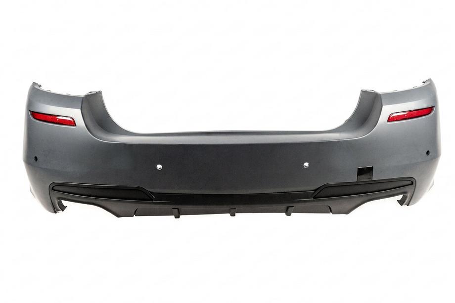 BMW 5-sarja F10/F11 2010–2016 Takapuskuri M-Performance-diffuusorilla (F10:lle, molemminpuolinen tuplatuplapakoputki) Image