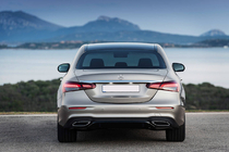 Mercedes E-class W213 2016–2023 Takavalot (2020-2024, 2 kpl) kuva 1