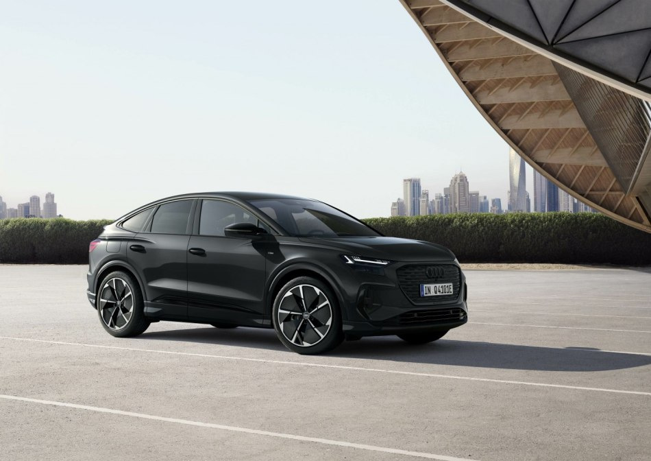 Audi Q4 Sportback e-tron: Sähköistä eleganssia ja käytännöllisyyttä