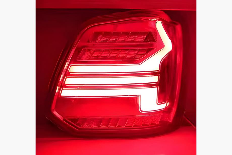 Volkswagen Polo 2010–2017 LED-takavalot (2 kpl) Image