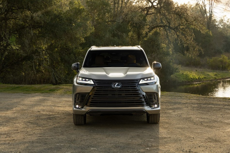 Koeajo: Lexus LX IV (J310) – luksusta ja voimaa uudessa muodossa