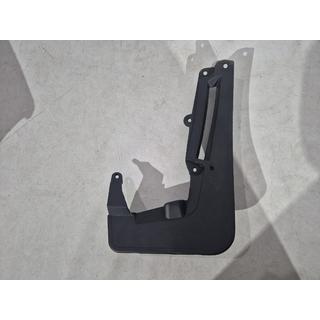 Premium-roiskeläppä eteen vasen G11/12 (1 kpl) kuva 3
