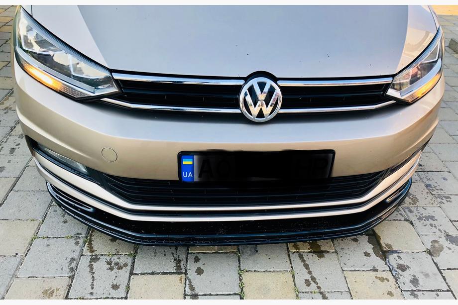 Volkswagen Touran 2015– Etupuskurin lip-spoileri (ABS) Kuva 2