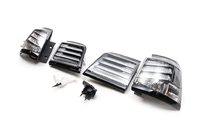 Lexus LX570/450d 2008–2022 Takavalot 2012-2015 (Supercharger, myydään kappaleittain) Sisäpuolen oikea (takaluukussa) kuva 2