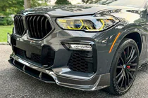 BMW X6 G06 2019–2027 Etupuskurin lippa Carbon V1 (M-Sport, 2018-2022) kuva 1