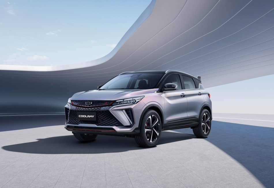 Päivitetty Geely Coolray 2023: näyttävä tekijä kompaktien crossoverien luokassa
