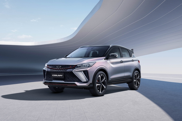 Päivitetty Geely Coolray 2023: näyttävä tekijä kompaktien crossoverien luokassa