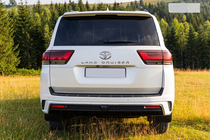 Toyota Land Cruiser 300 2021– Takapuskurin diffuusori GXR Valkoinen väri kuva 1