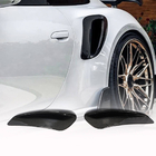 Porsche 911 (992) 2018– Takalokasuojien suojalistat (Carrera/Targa, hiilikuitu) kuva 1