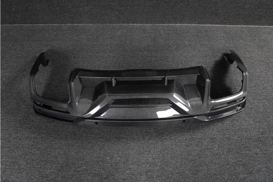 Ford Mustang 2024– Takapuskurin diffuusori (hiilikuitu) Kuva 7
