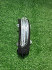 Toyota Land Cruiser 200 2007–2021 Peilin vilkku (2012-2016, 1 kpl) Vasen kuva 2