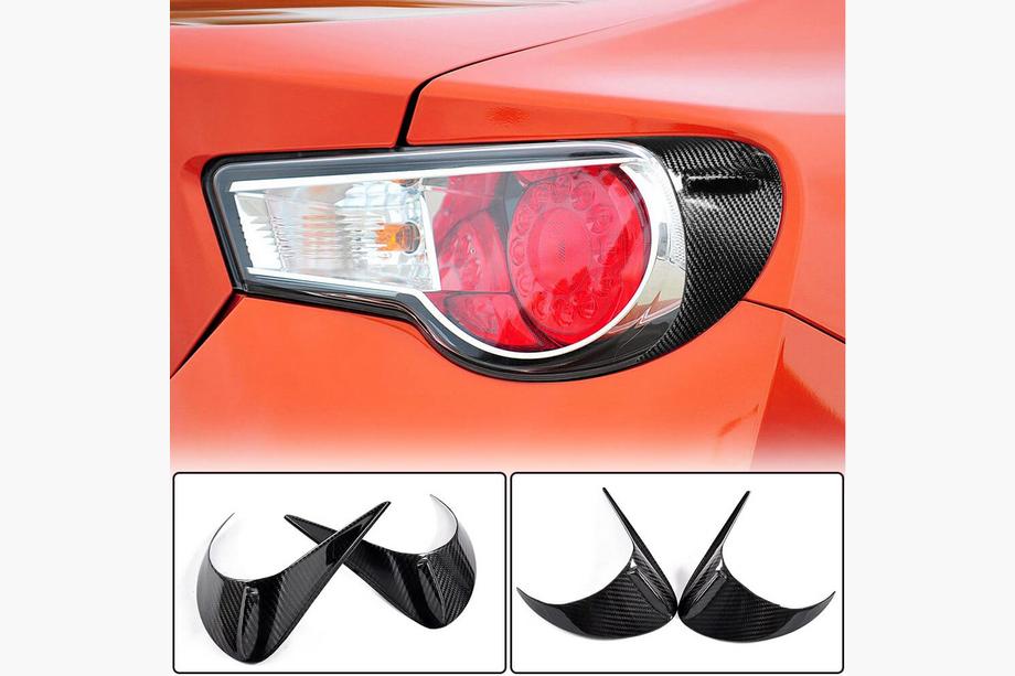 Subaru BRZ 2012–2021 Hiilikuituiset takavalojen suojat Image