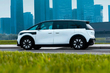 Zeekr Mix: Katsaus innovatiiviseen sähköiseen tila-autoon kuva 3