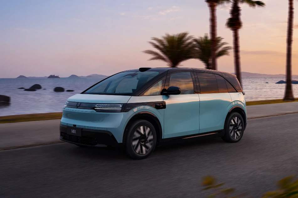 Zeekr Mix: Katsaus innovatiiviseen sähköiseen tila-autoon
