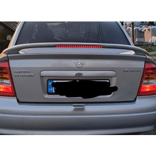 Sedan-takaspoileri (maalattava) kuva 4