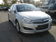 Opel Astra H 2004–2013 Etupuskurin alalippa Sedan (maalattavaksi) kuva 4
