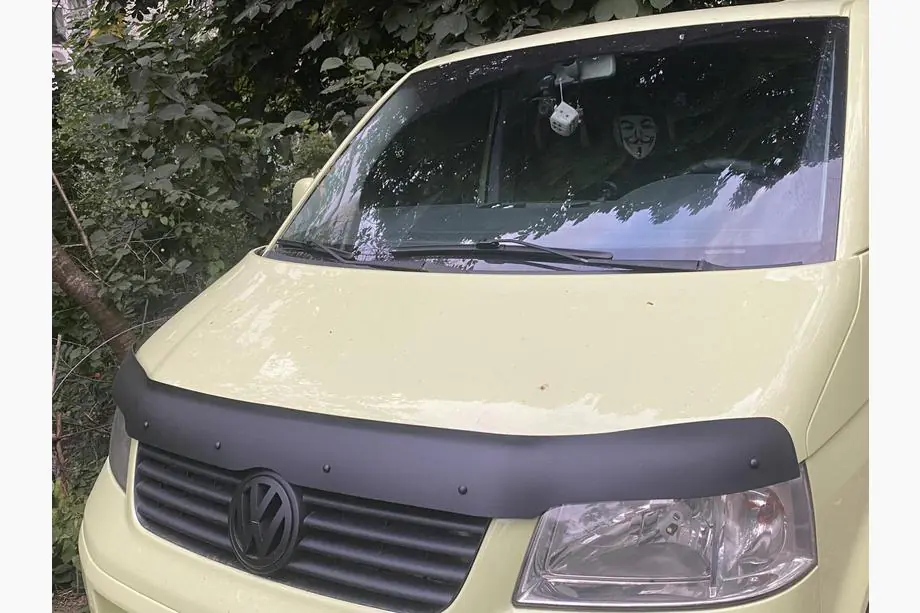 Volkswagen T5 Transporter 2003–2010 Konepellin tuuliohjain (EuroCap) Kuva 11