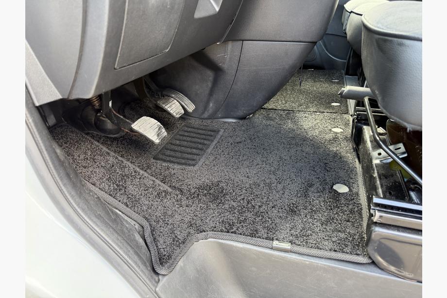 Renault Trafic 2015– Tekstiilimatot Deluxe (2 kpl, mustat) Image