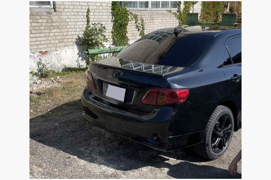 Toyota Corolla 2007–2013 Spoileri (maalattava) Image