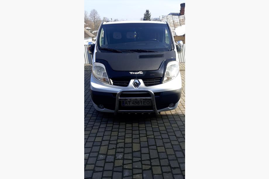 Renault Trafic 2001–2015 Konepellinsuoja (keinonahka) Kuva 6