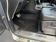 Nissan Armada 2016–2024 Deluxe tekstiilimatot (3 riviä, musta) kuva 7