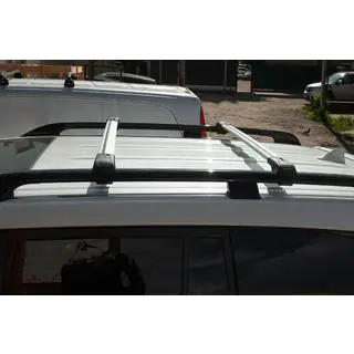 Lukittavat WingBar V1 -kattotelineen poikkipalkit normaaleihin kattokaiteisiin (2 kpl) kuva 2