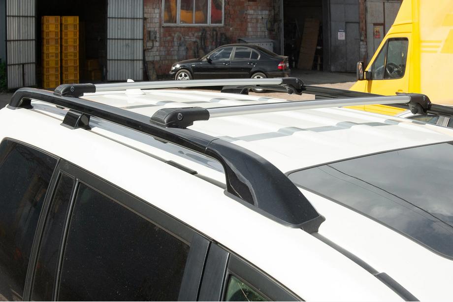Kia Carnival 2021– Lukittavat WingBar V1 -kattotelineen poikkipalkit normaaleihin kattokaiteisiin (2 kpl) Kuva 3