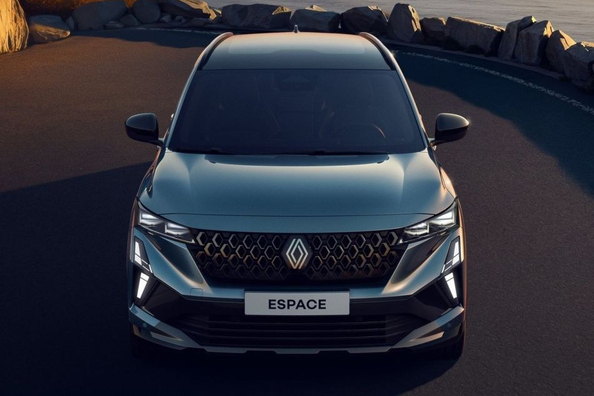Renault Espace 2025: Päivitetyn perheauton koeajo